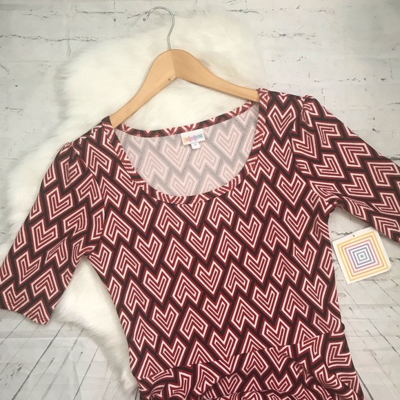 LulaRoe Red Black White Nicole Dress NWT Size M - Picture 2 of 8